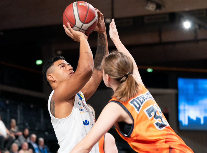 BG Baskets Hamburg feiern 68:57-Erfolg in Frankfurt