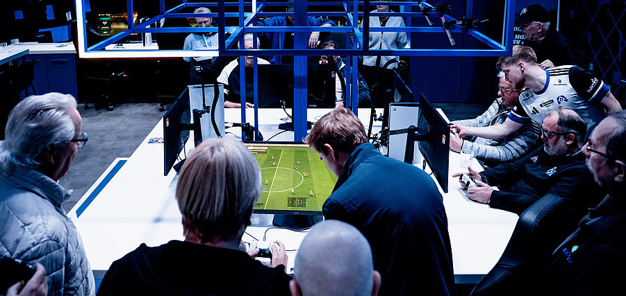 HSV Seniors Club zu Gast bei HSV eSports