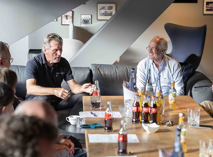 Auftaktveranstaltung des HSV Seniors Club: Legenden erzählen mit Bernd Wehmeyer und Manfred Kaltz