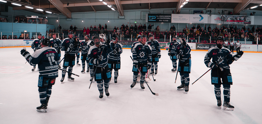 Alle zum HSV-Eishockey – Gemeinsamer Jahresabschluss in Farmsen
