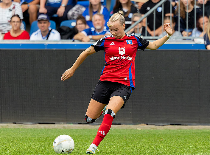 HSV-Frauen zu Gast in Duisburg