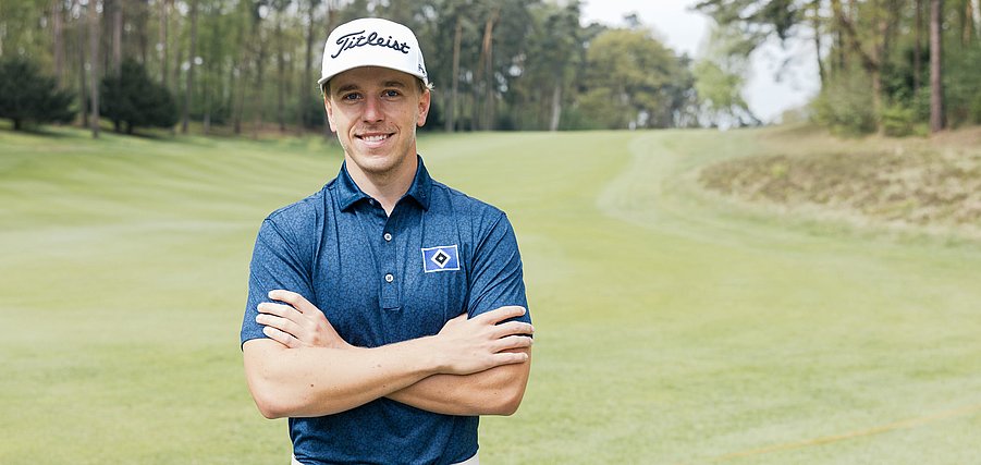 Premierensieg: Anton Albers triumphiert bei HotelPlanner Tour