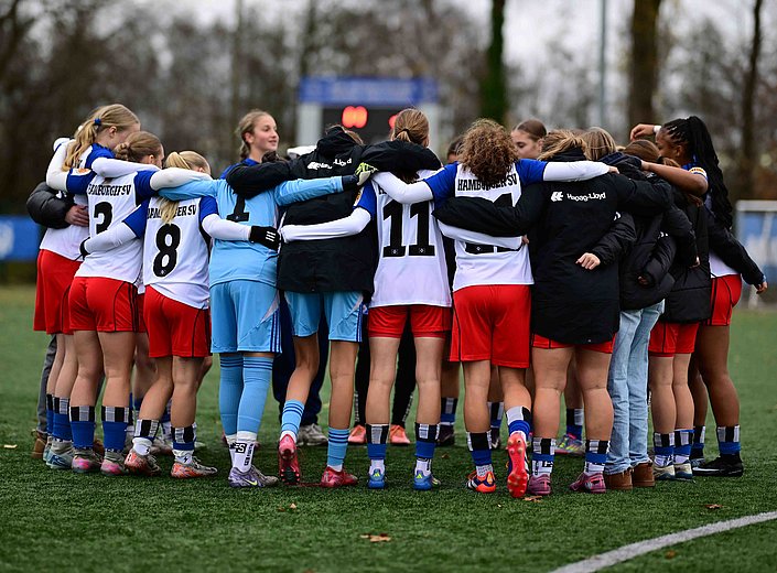 MÄDCHENFUßBALL: JETZT ANMELDEN FÜR SICHTUNGSTRAINING 2026